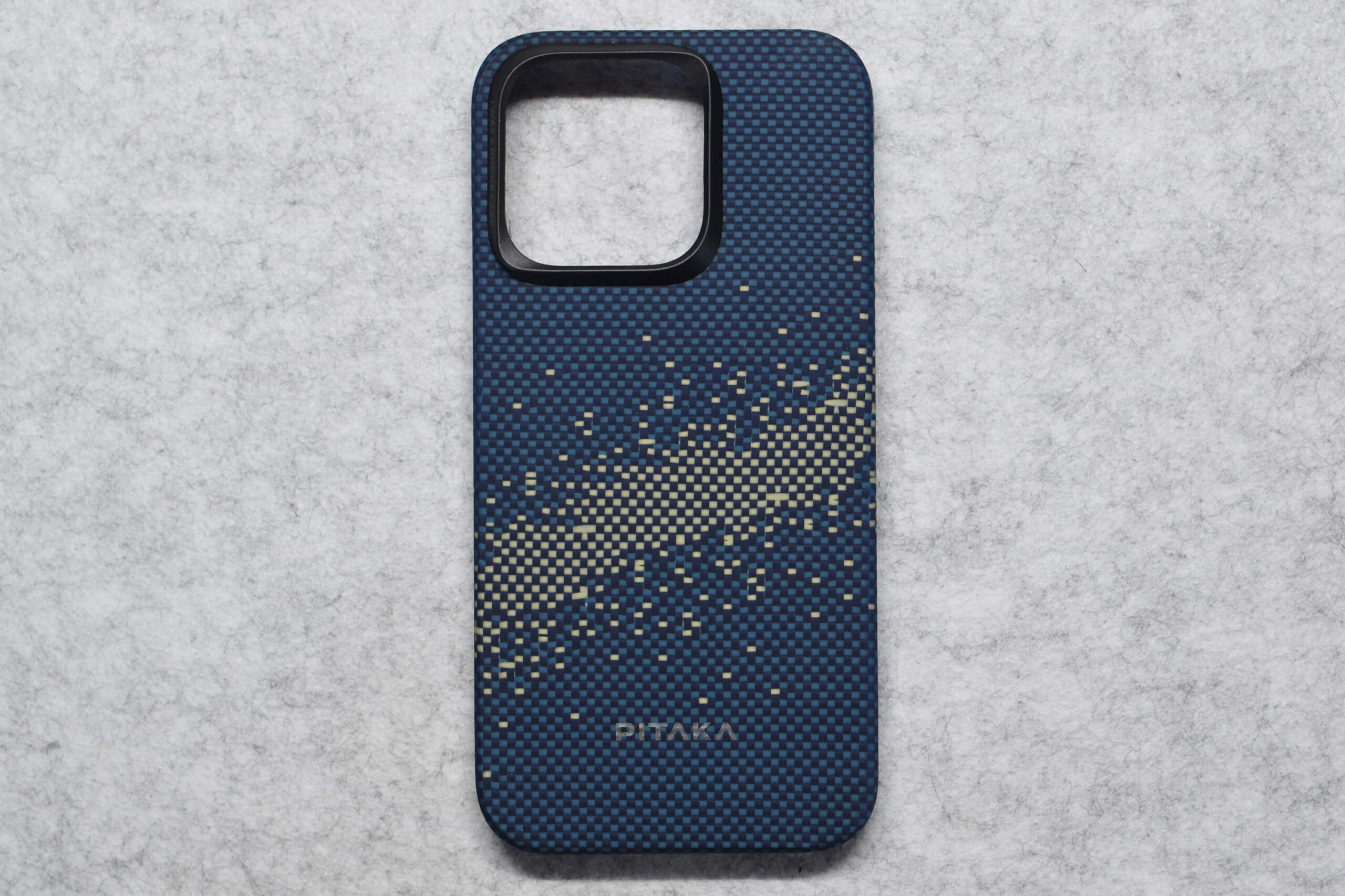 【PITAKA】StarPeak MagEZ Case 4の本体