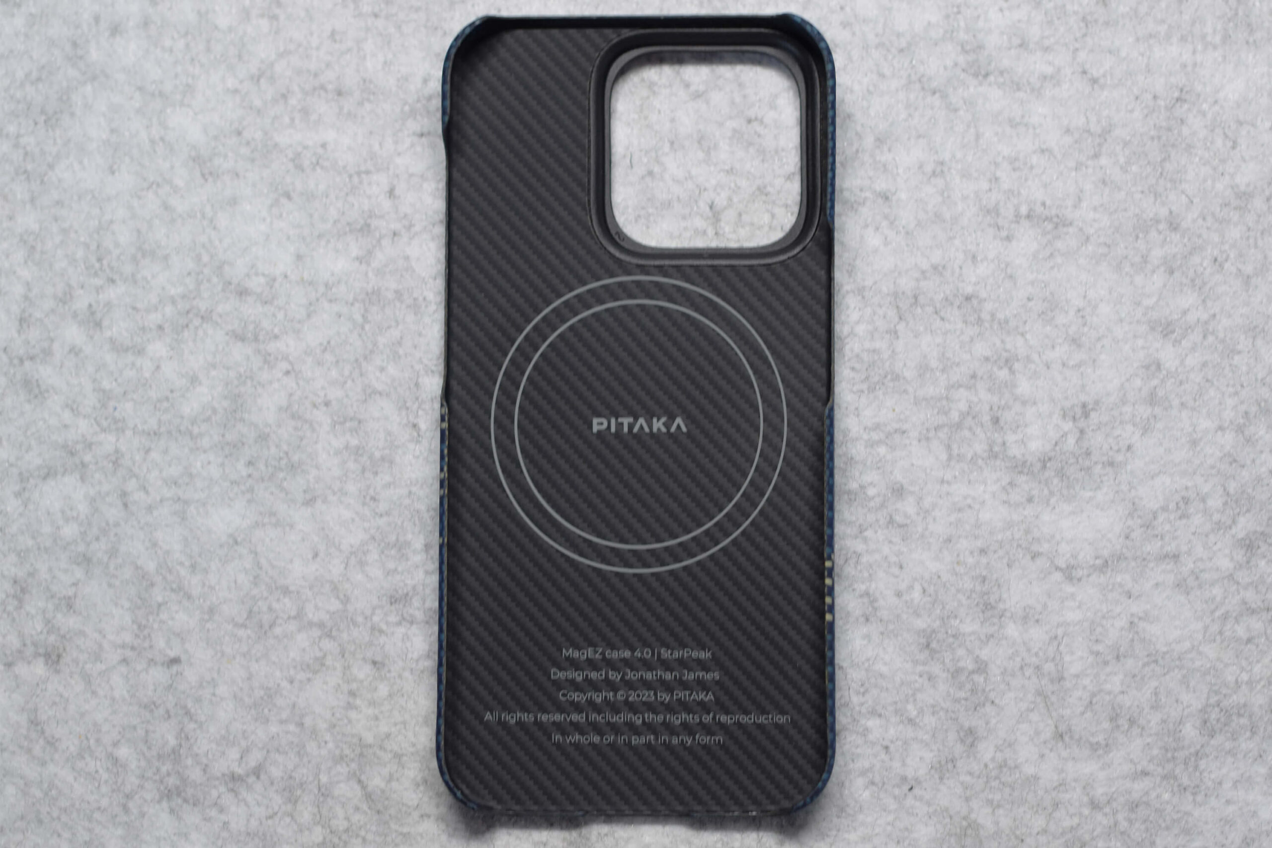 【PITAKA】StarPeak MagEZ Case 4の内面