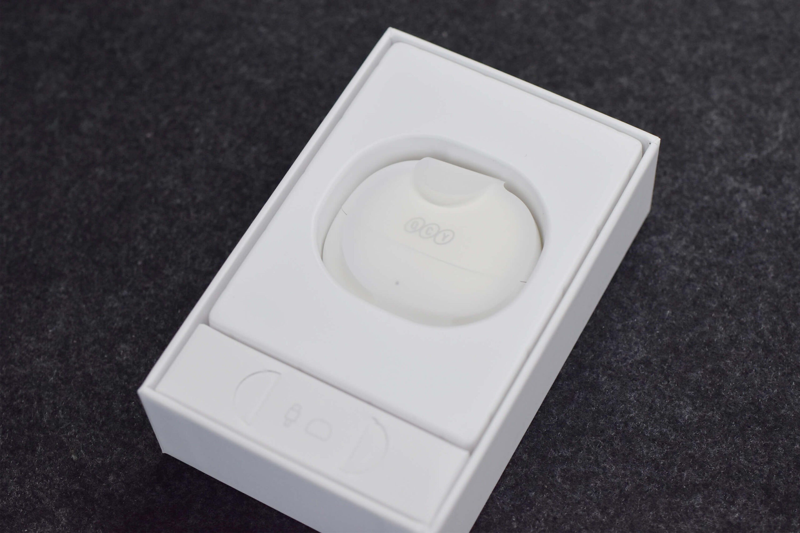 「QCY MeloBuds Pro+（QCY HT08）」のパッケージ - 開封