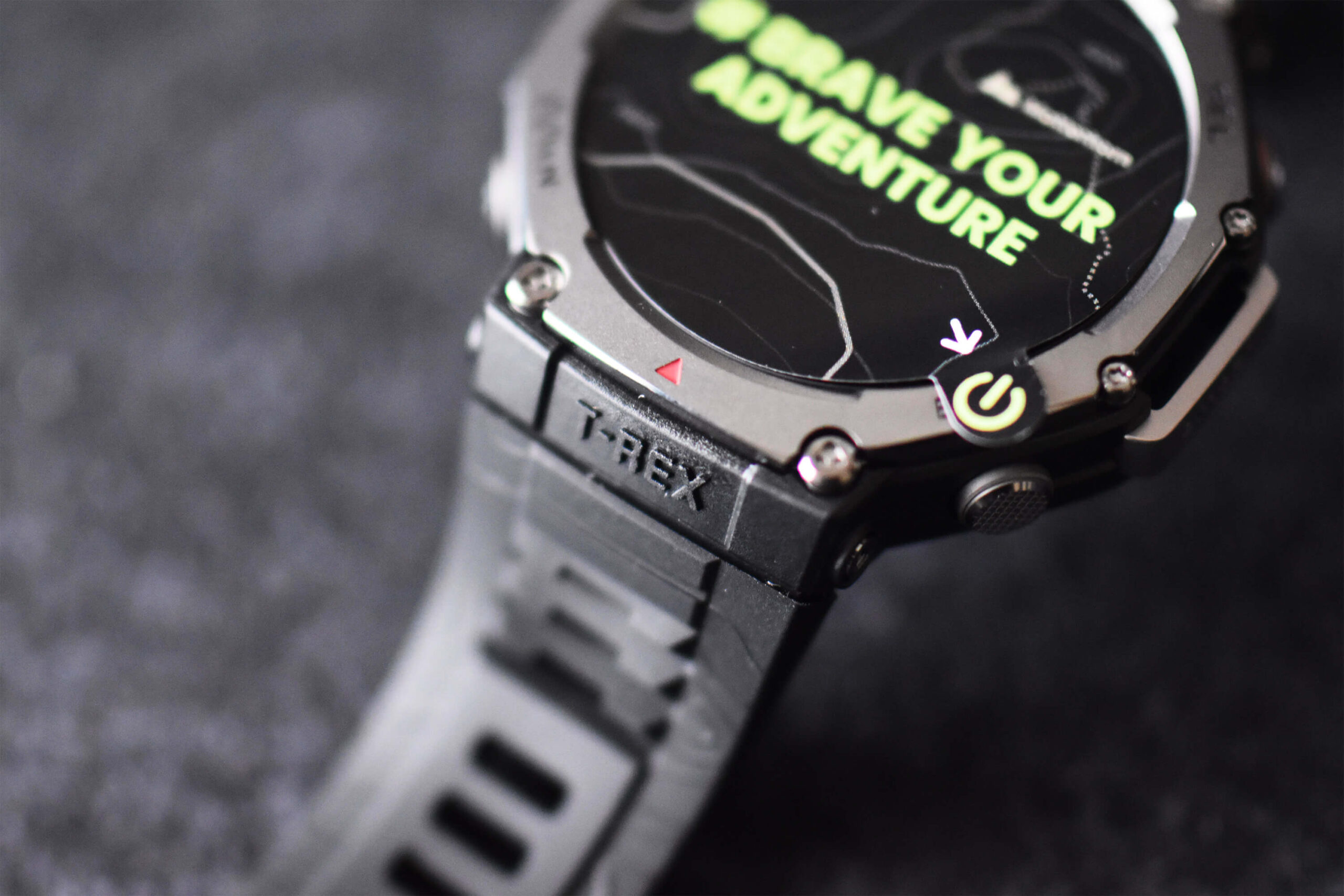 【Amazfit T-Rex 3】アウトドア向け多機能スマートウォッチの本体 - 下部
