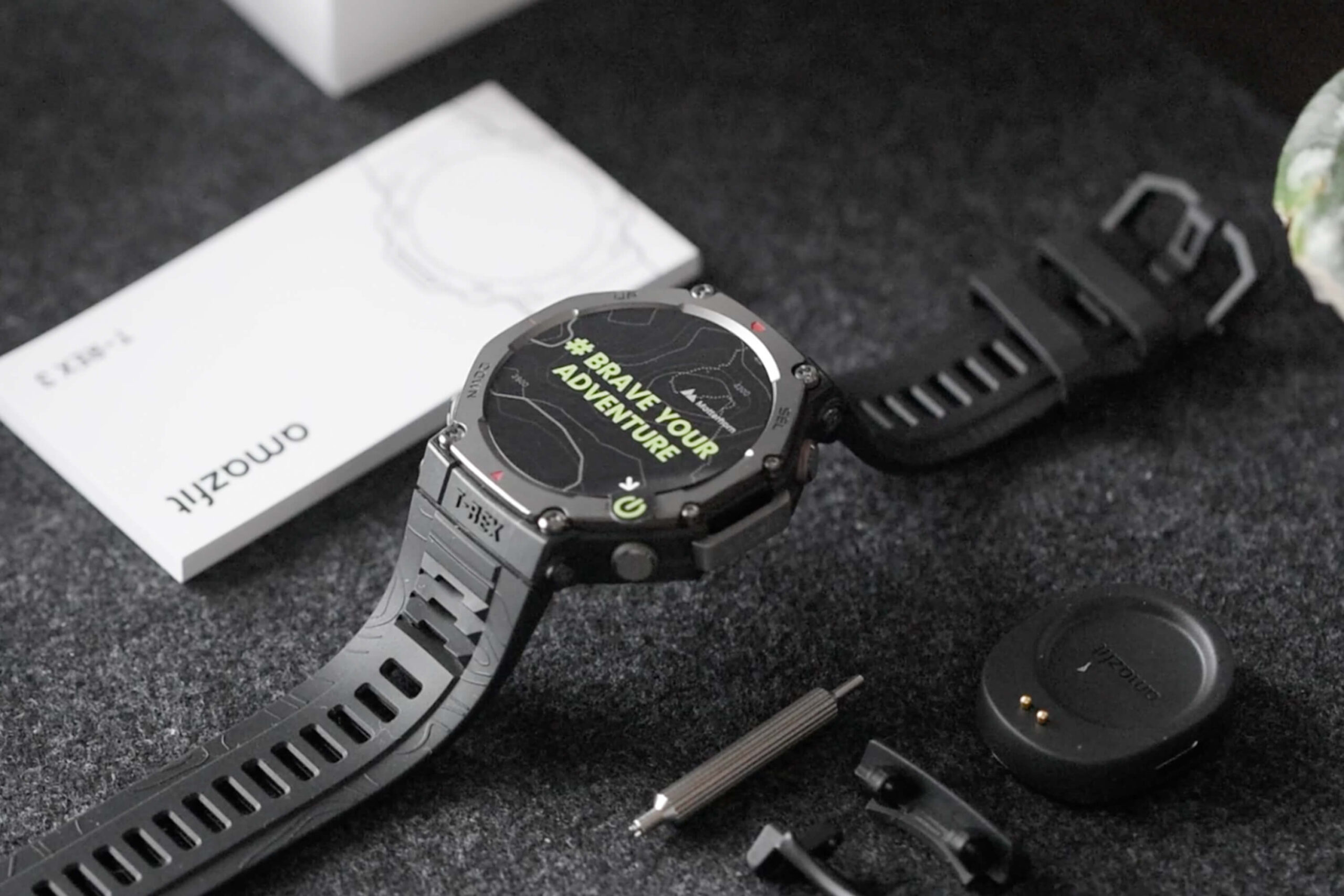 【Amazfit T-Rex 3】アウトドア向け多機能スマートウォッチの付属品・スペック