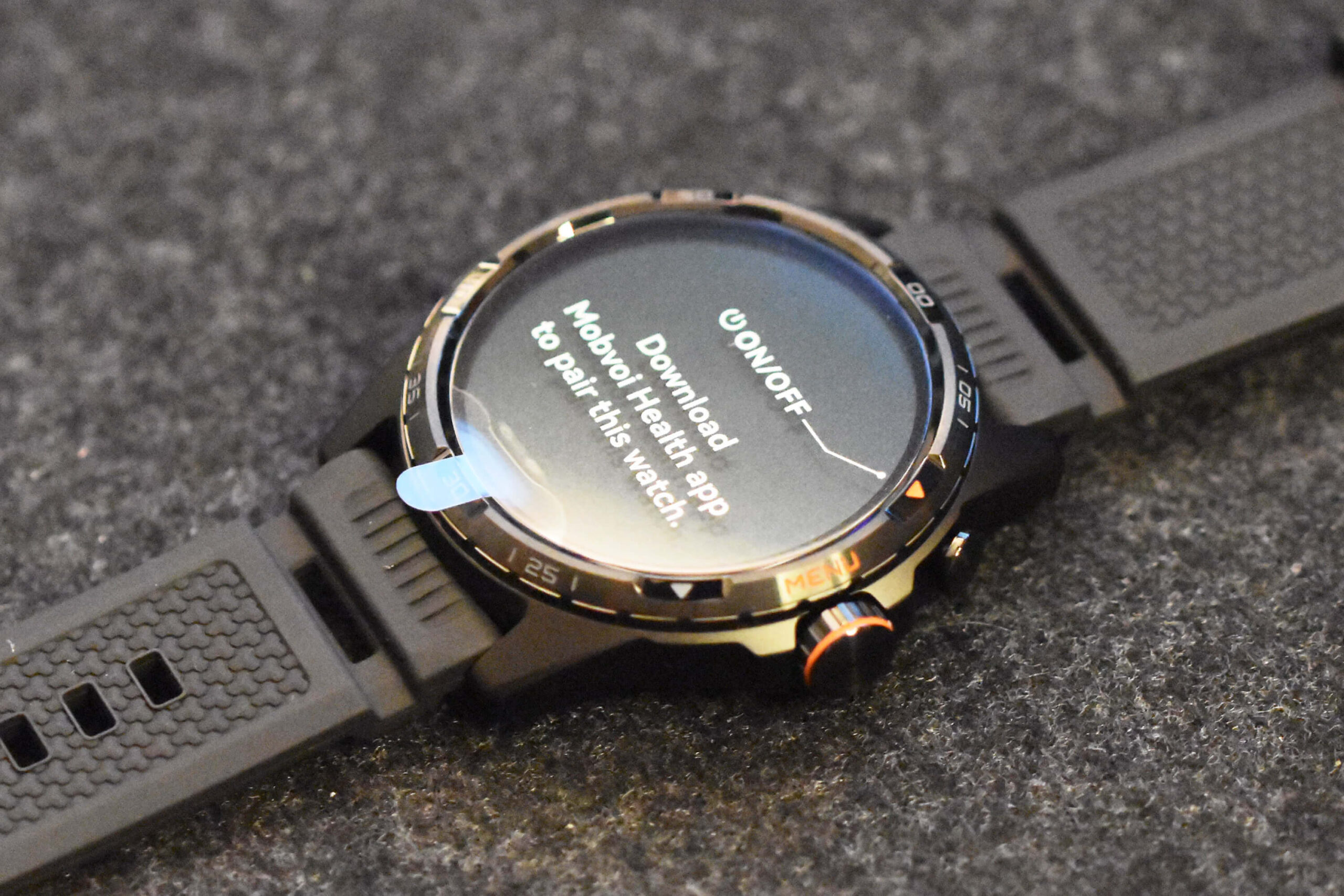 「TicWatch Atlas」の本体