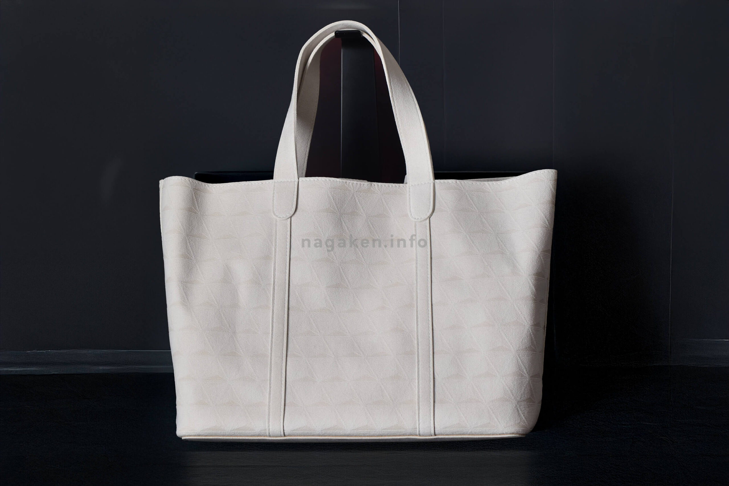 【Estivant】Tote Bag Small - 背面