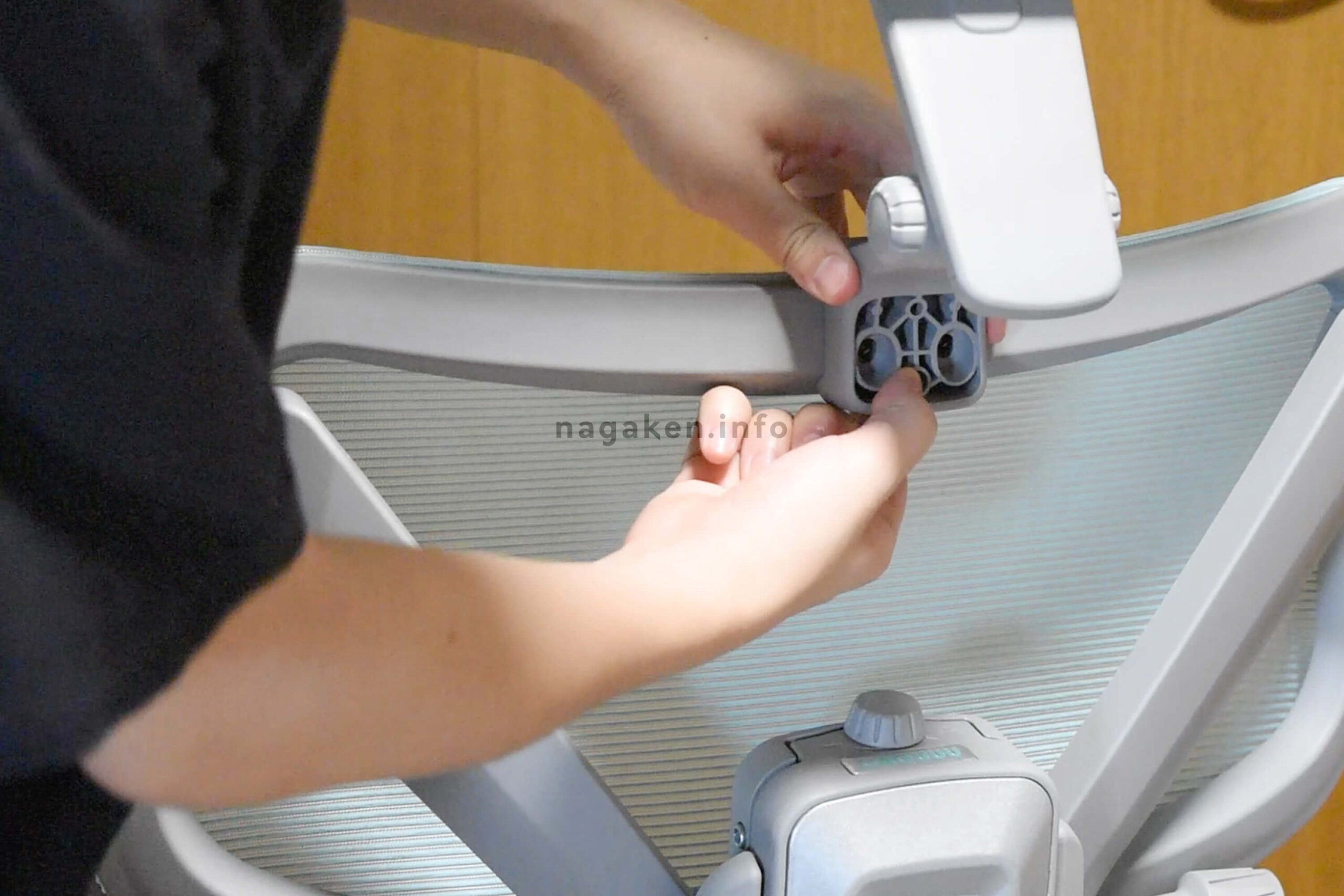 ヘッドレストを装着